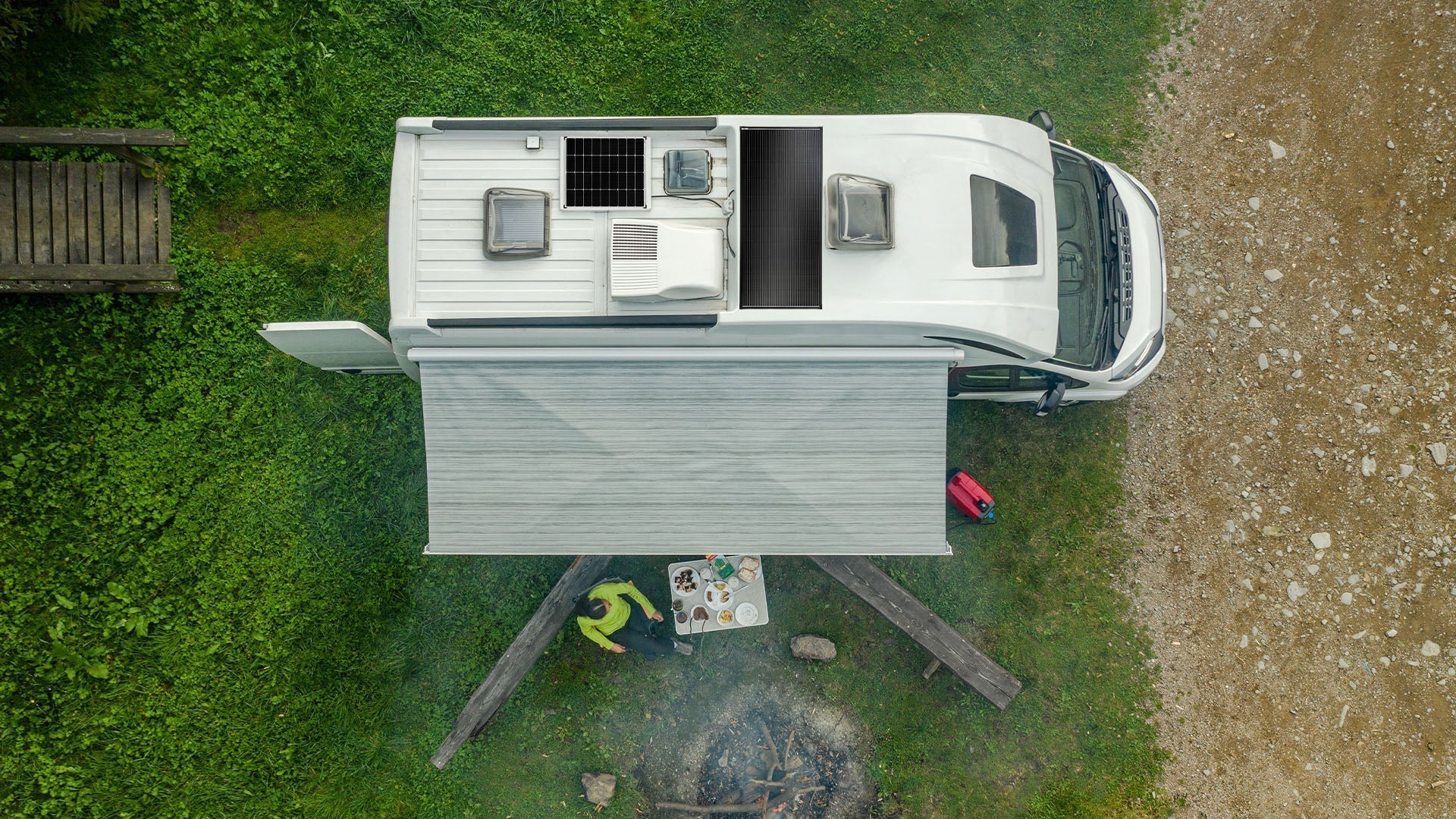 Top Mistakes Homeowners Make with Solar Panels During Winter