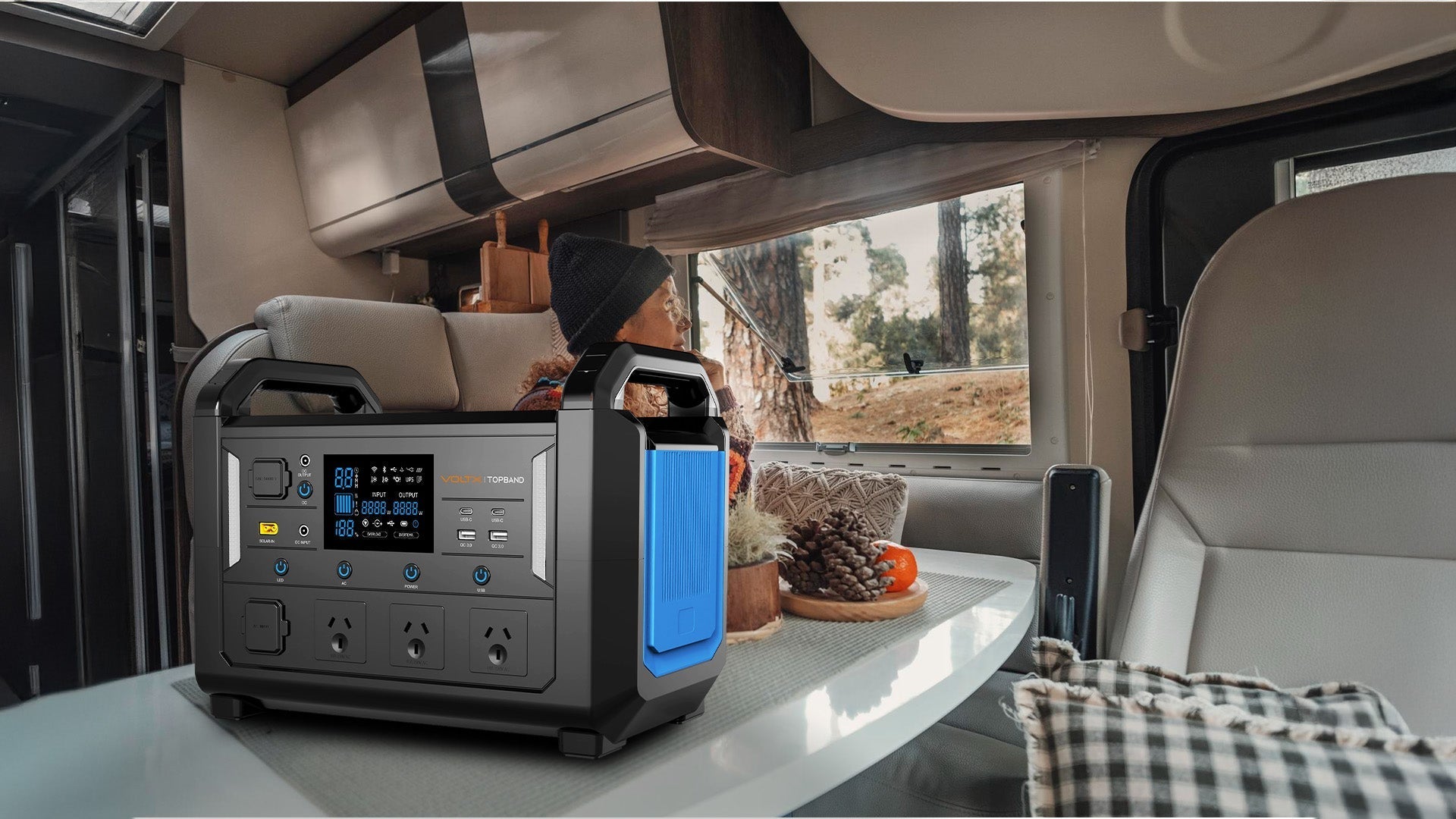 How to Keep Your Portable Power Station Working in Cold Weather?